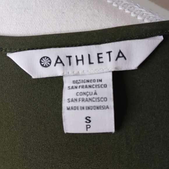 NWOT Athleta Presidio Traveler Maxi Dress Green Size Small - Picture 8 of 9